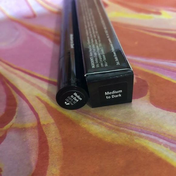 🌟HP🌟🆕 Bobbi Brown Retouching Wand - Picture 3 of 4